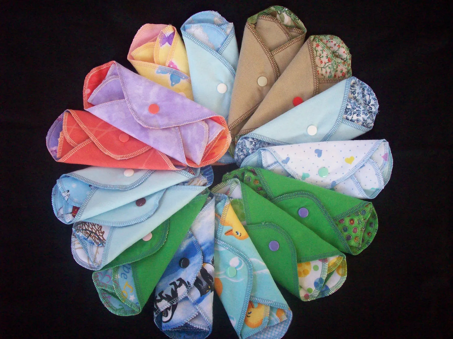 Set of 10 LadyWear Quick-Dry cloth menstrual pads -COTTON VELOUR - Medium/Heavy Flow